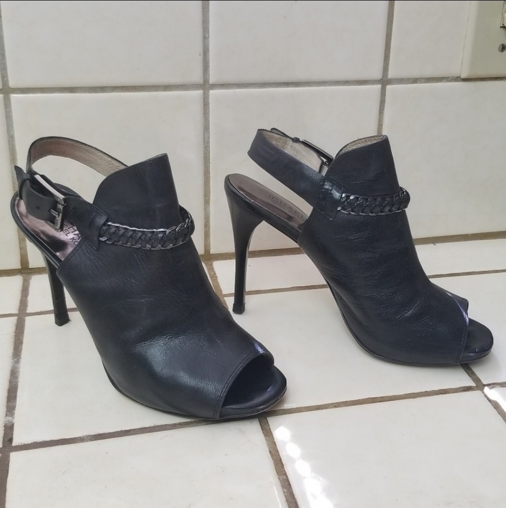 MICHAEL KORS leather open toe heels chain hooded